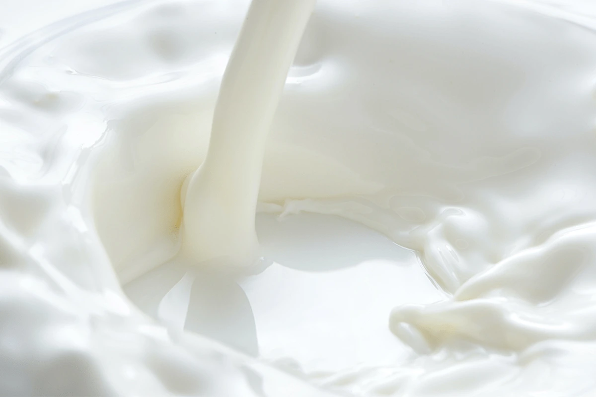 خواص پروتئین شیر برای پوست چیست؟